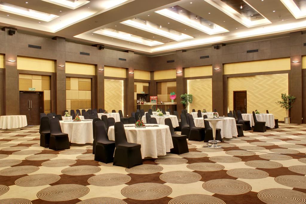 Aloft Chennai Omr It Expressway Hotel Bagian luar foto
